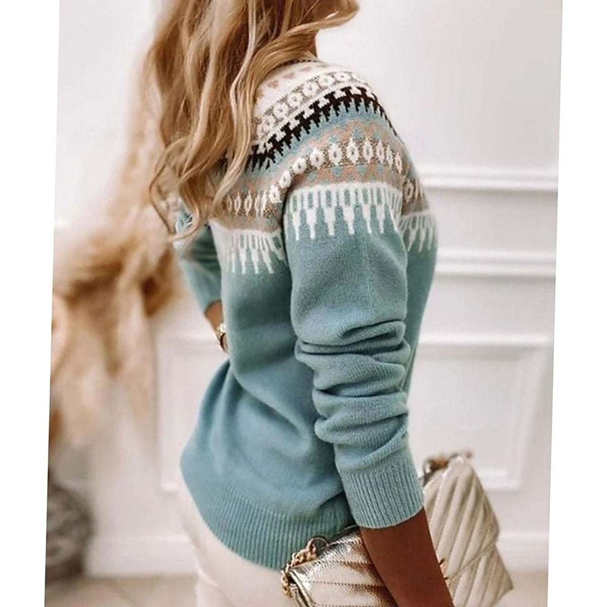 Women's Aztec Patterned Crew-Neck Knit Sweater