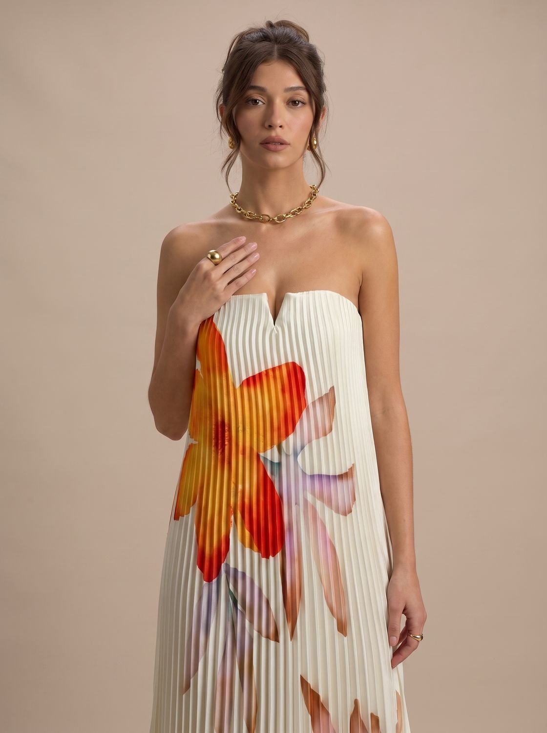 Robe longue métallisée pour femme, sans bretelles, plissée et à décolleté cœur