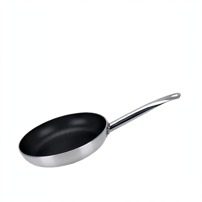 Poêle en aluminium avec poignée amovible