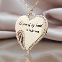 Collar de corazón con alas de ángel