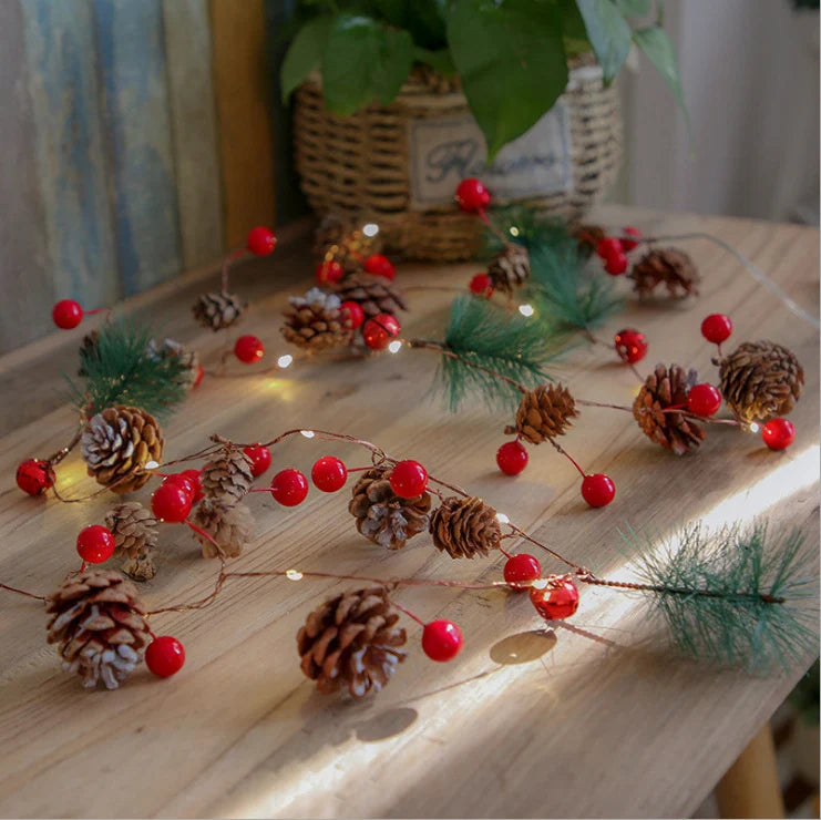 Guirlande lumineuse de Noël à LED blanc chaud, à piles, avec pommes de pin