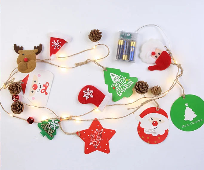 Guirlande lumineuse de Noël à LED blanc chaud, à piles, avec pommes de pin
