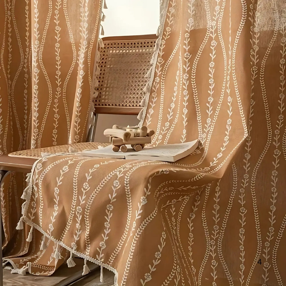 Beige Wheat-Pattern Tassel Curtain