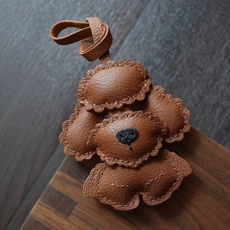 Breloque de sac et porte-clés en cuir noir sans visage