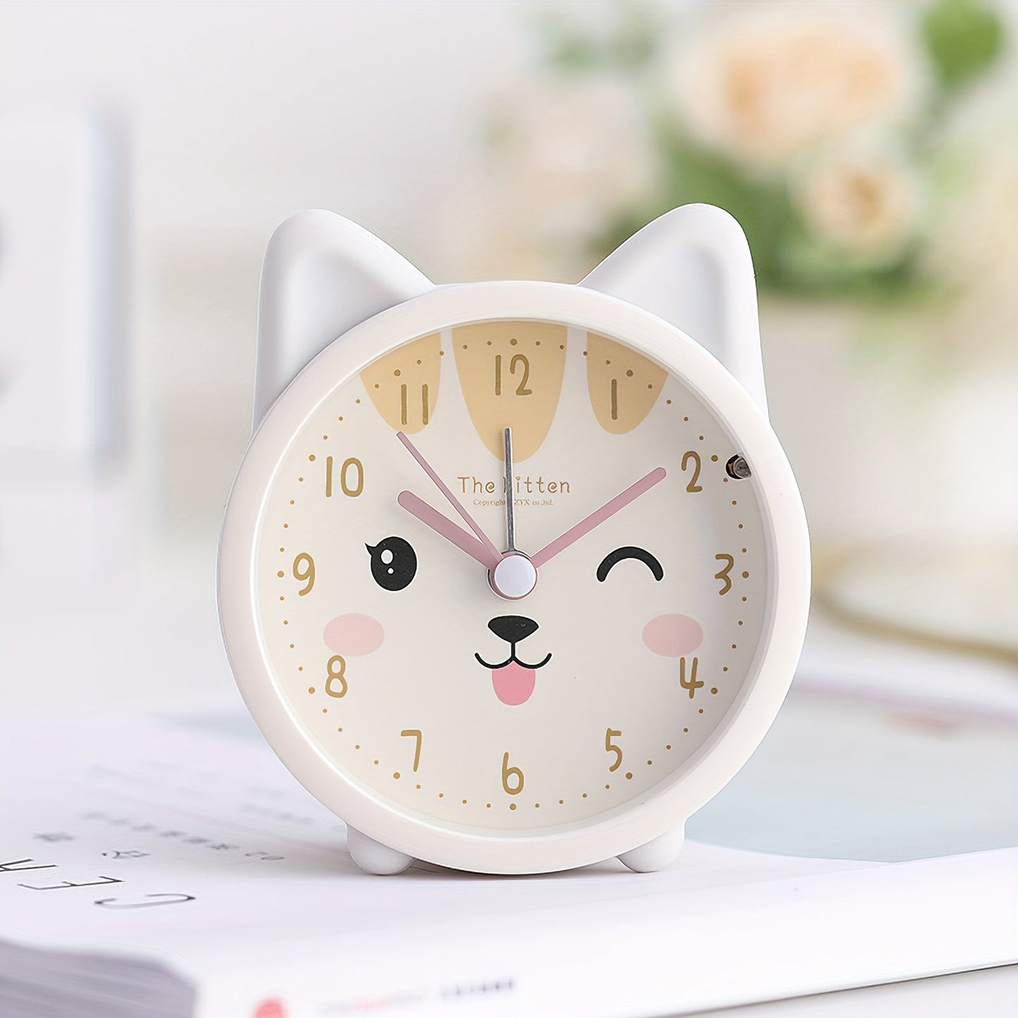 Réveil analogique Bunny | Mouvement silencieux et veilleuse | Compact