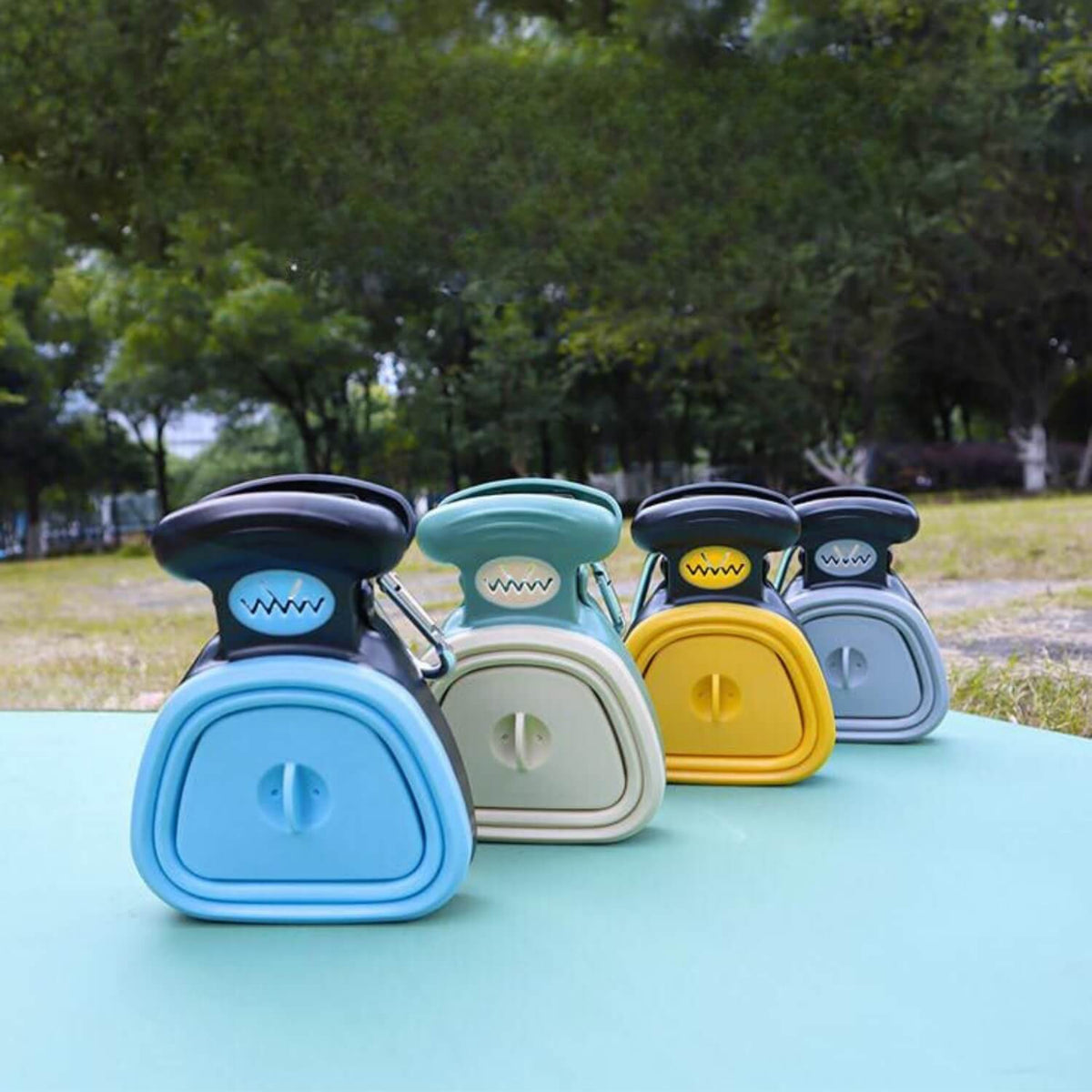 Collapsible Pooper Scooper | Handy Dog Poop Scooper