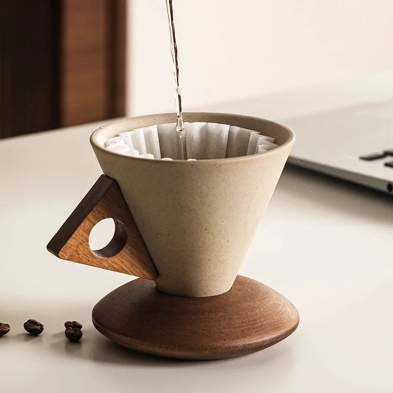 Ensemble de mugs coniques