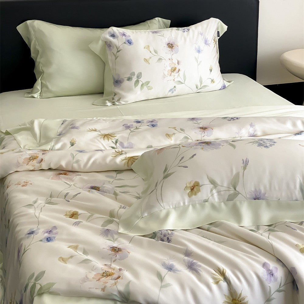 Parure de lit en satin de coton avec imprimé marbré à l’aquarelle et fin ourlet