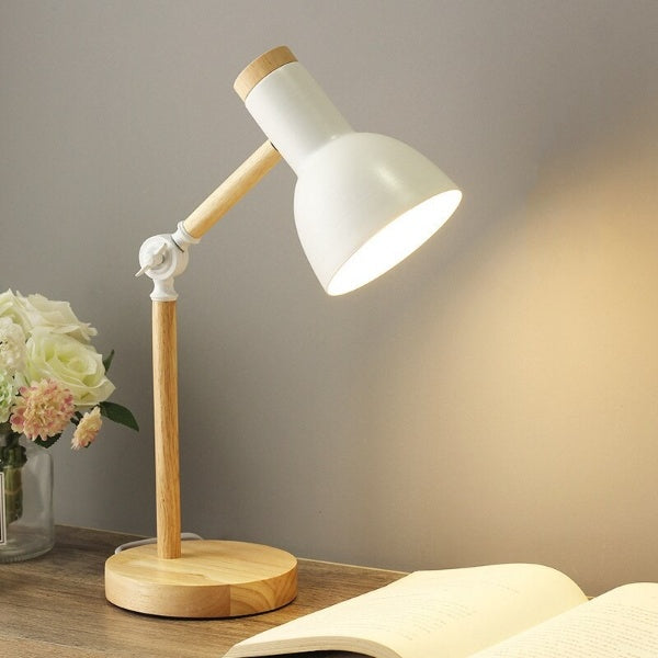 Davy | LED Desk Lamp | Nordic Wood Design