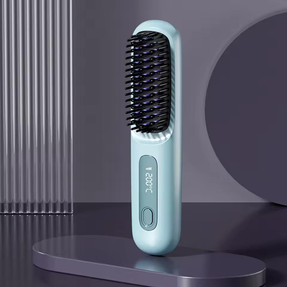 Davy | Portable Hair Styling Brush | Smooth and Healthy Hair Anytime, Anywhere