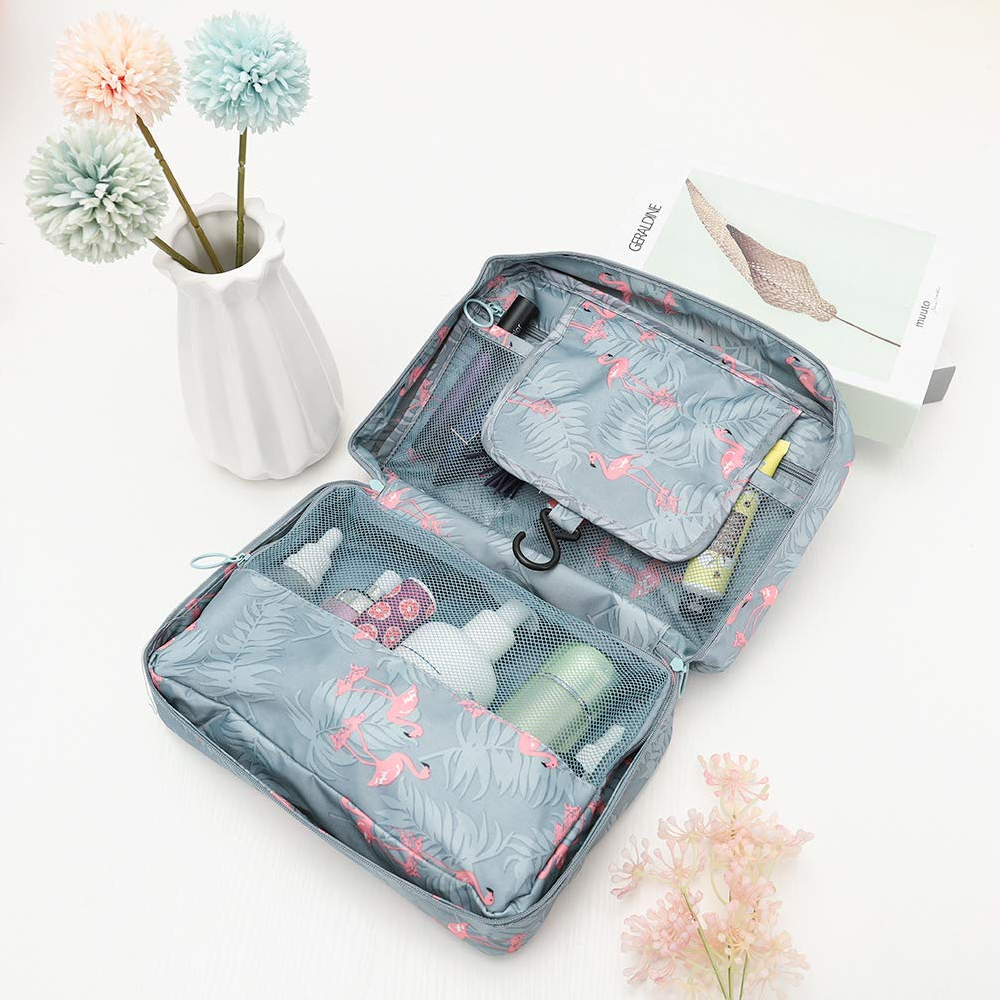 Davy | TravelEase Toiletry Bag | Water-Resistant and Organized | Travel