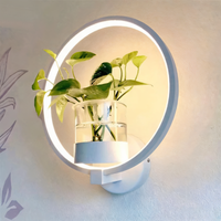 Davy | Luz de Pared LED VerdantLume con Soporte para Plantas