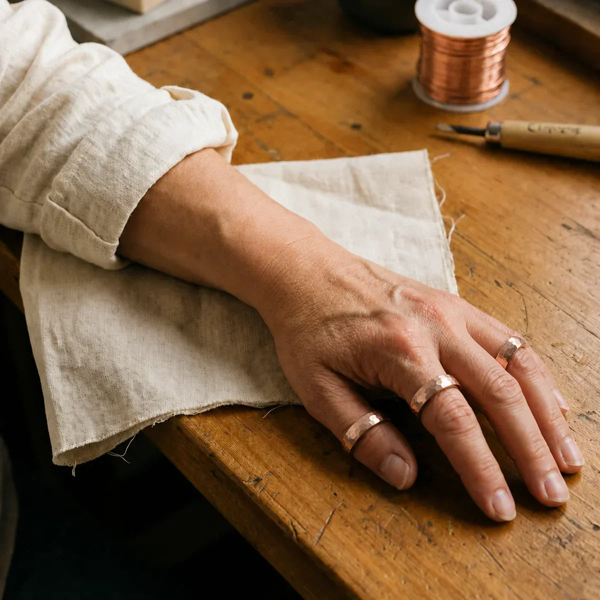 Bague en cuivre martelé