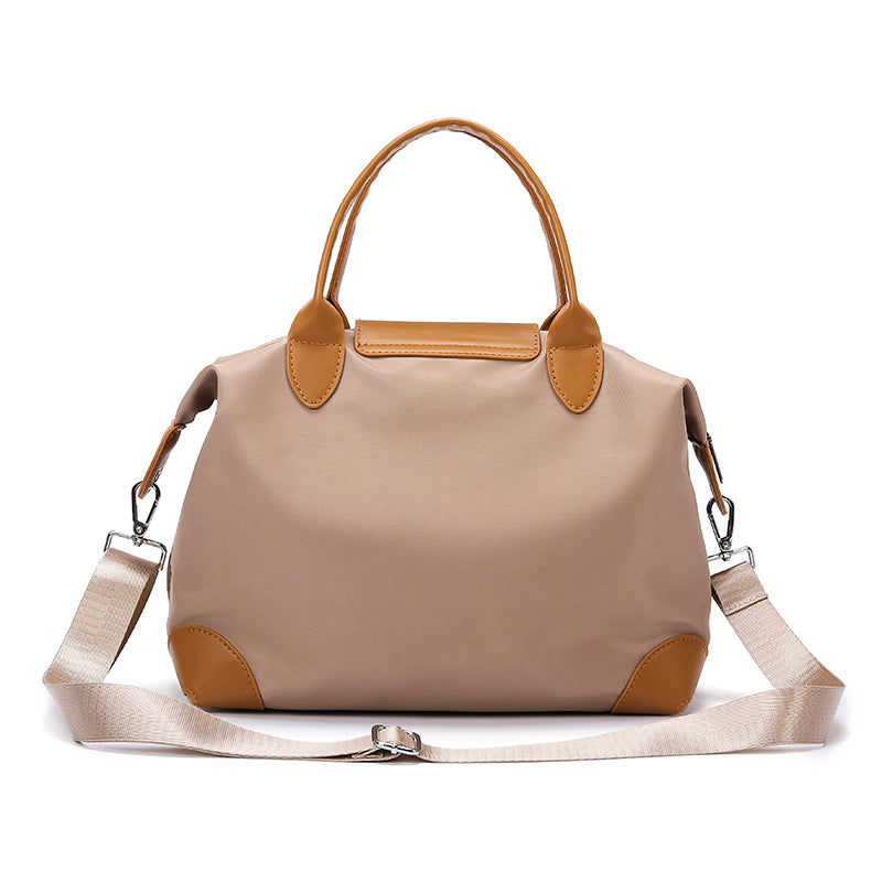 LuxeCarry Tote: Chic & Practical Shoulder Bag - Image 3