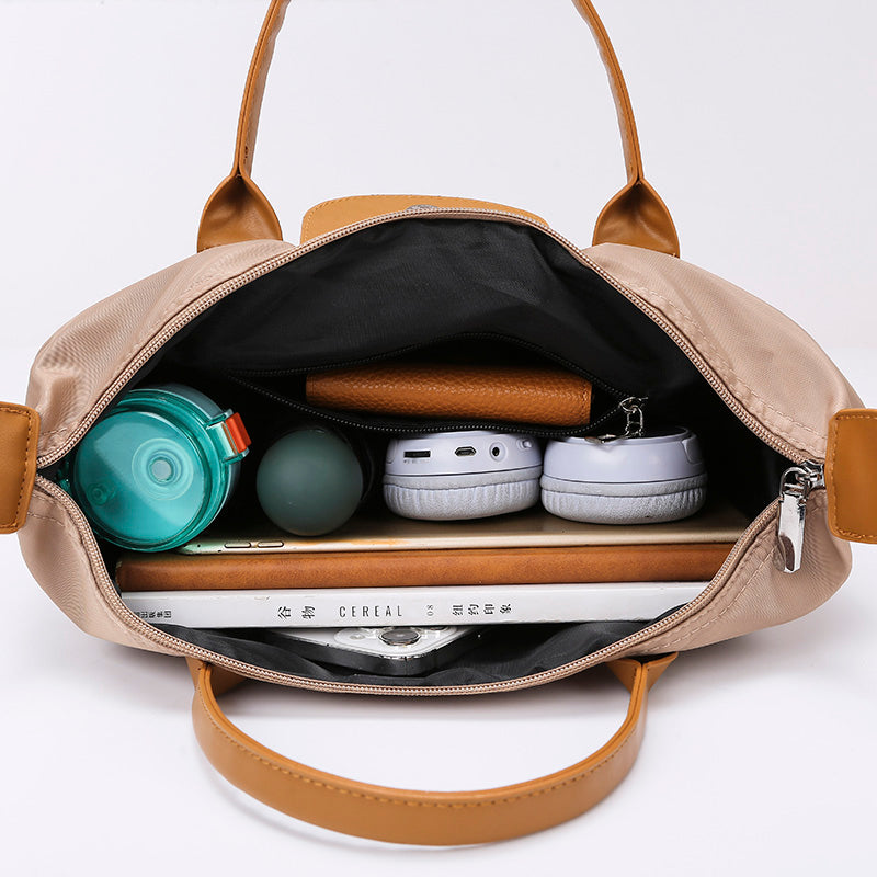 LuxeCarry Tote: Chic & Practical Shoulder Bag - Image 5