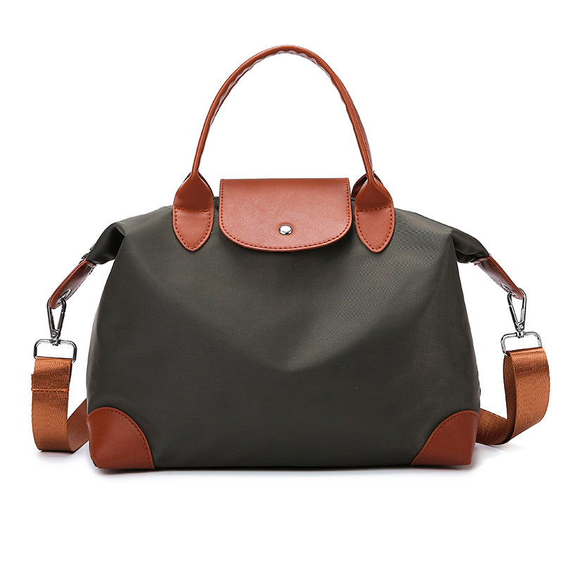 LuxeCarry Tote: Chic & Practical Shoulder Bag - Image 7