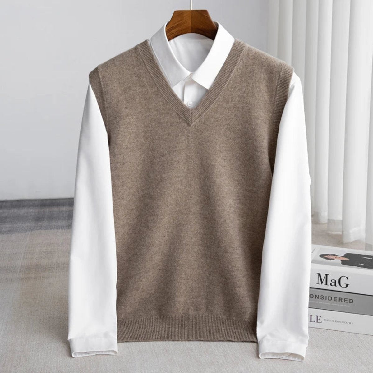 Men's Merino Wool V-Neck Knitted Sweater Vest for Layering