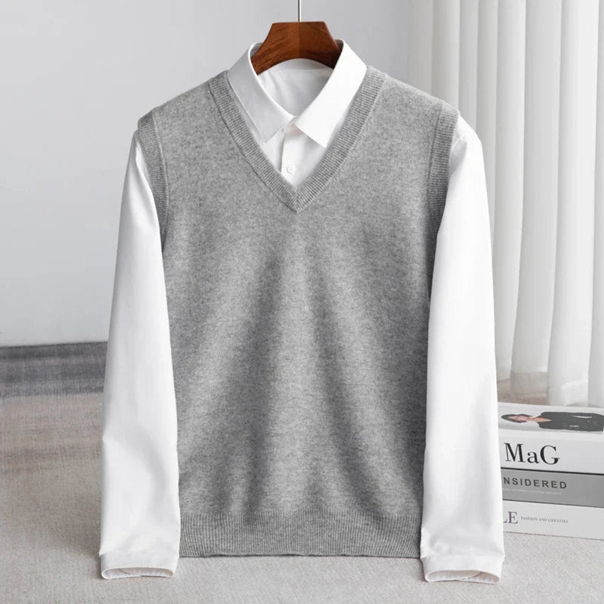 Men's Merino Wool V-Neck Knitted Sweater Vest for Layering