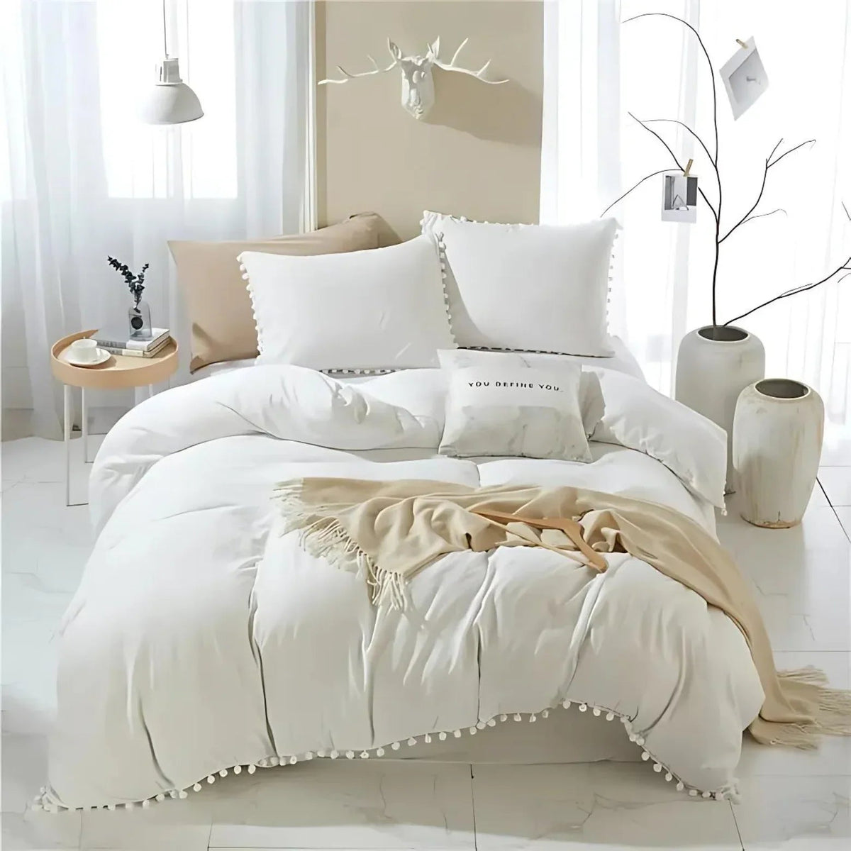 Parure de lit matelassée nordique minimaliste à pompons