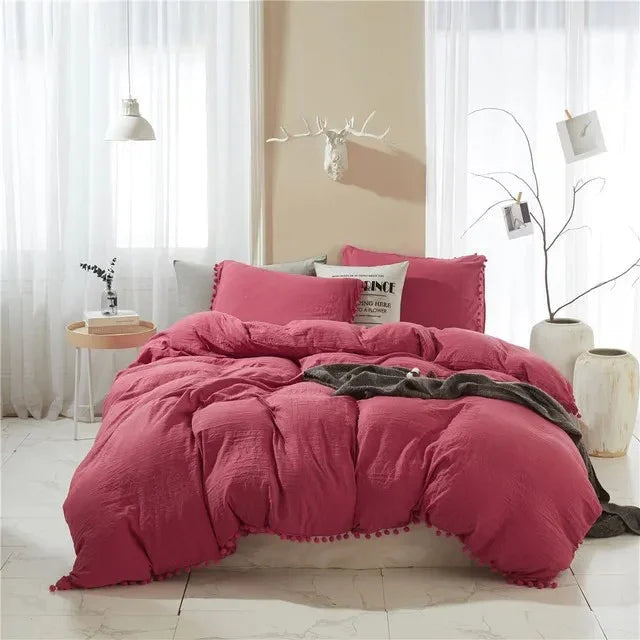Parure de lit matelassée nordique minimaliste à pompons