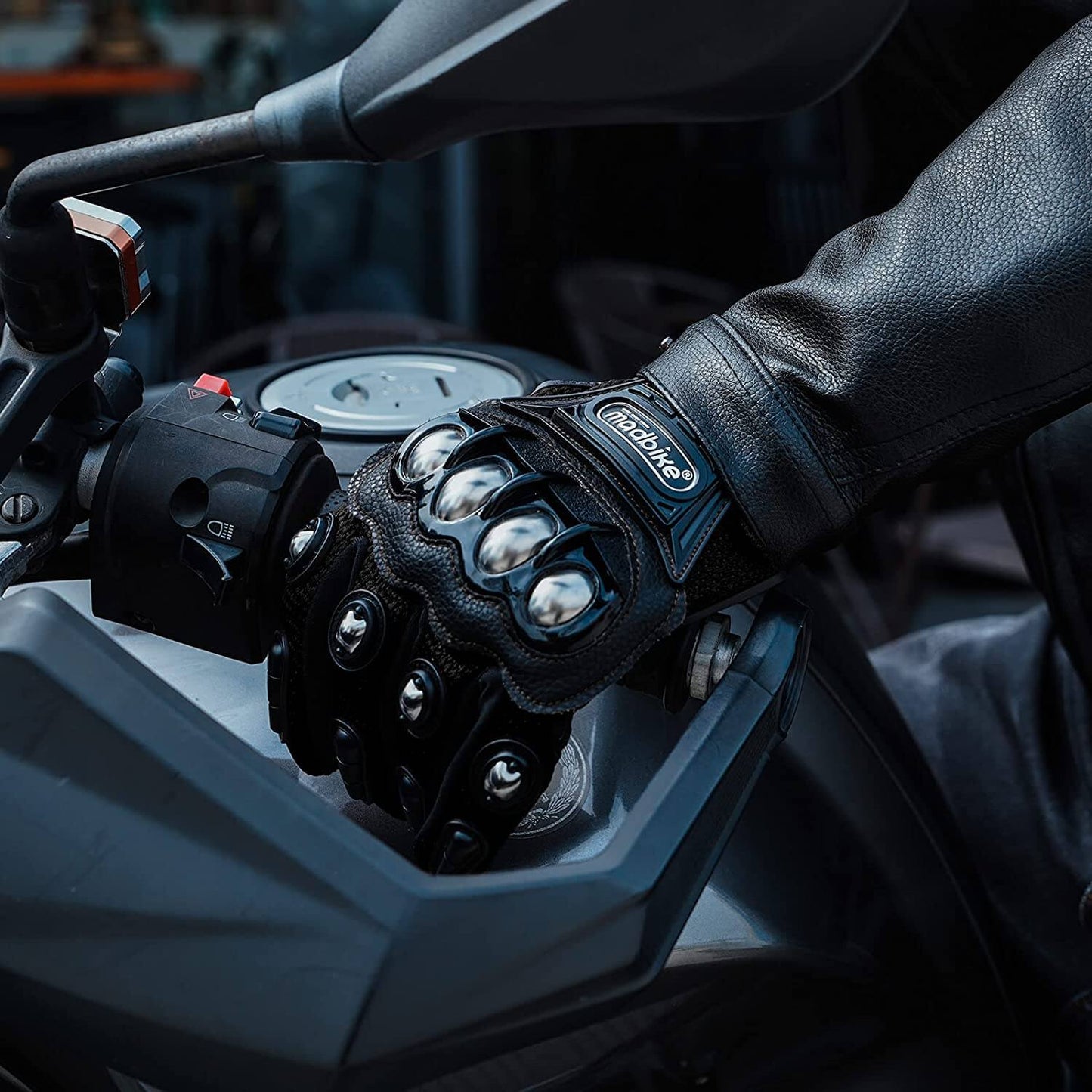 Gants de moto