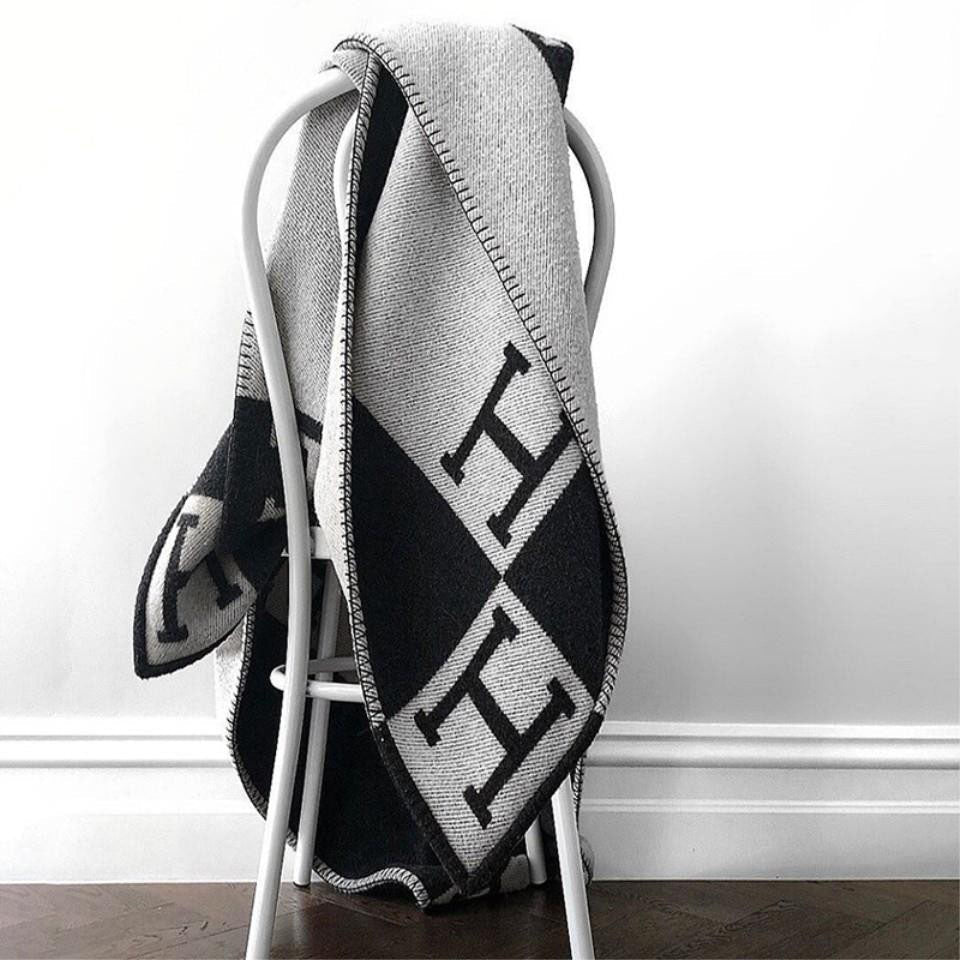 Norvo | Exclusive Cashmere and Gold Wool Blanket