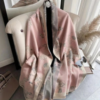 Bufanda Suave Floral Jacquard Reversible Nuvé