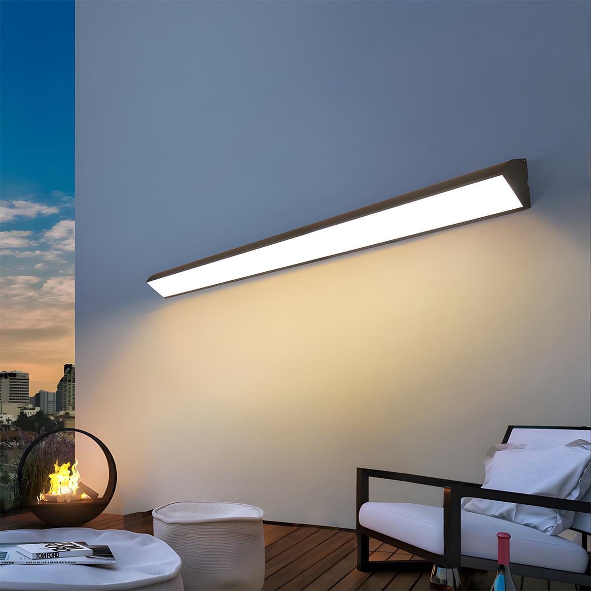 Outdoor LED Strip Light with IP65 Waterproof Rating and 120-Degree Adjustable Beam