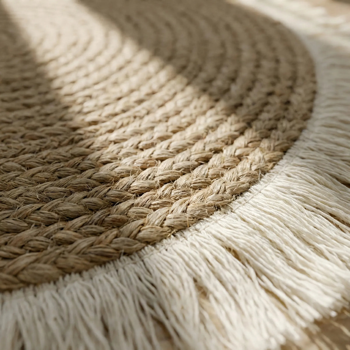 Tapis rond tressé à franges