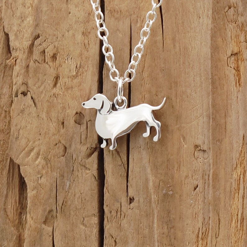 Collier teckel en argent