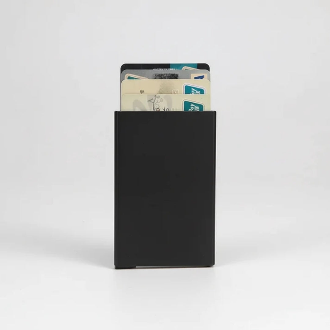 Porte-cartes métallique fin avec blocage RFID