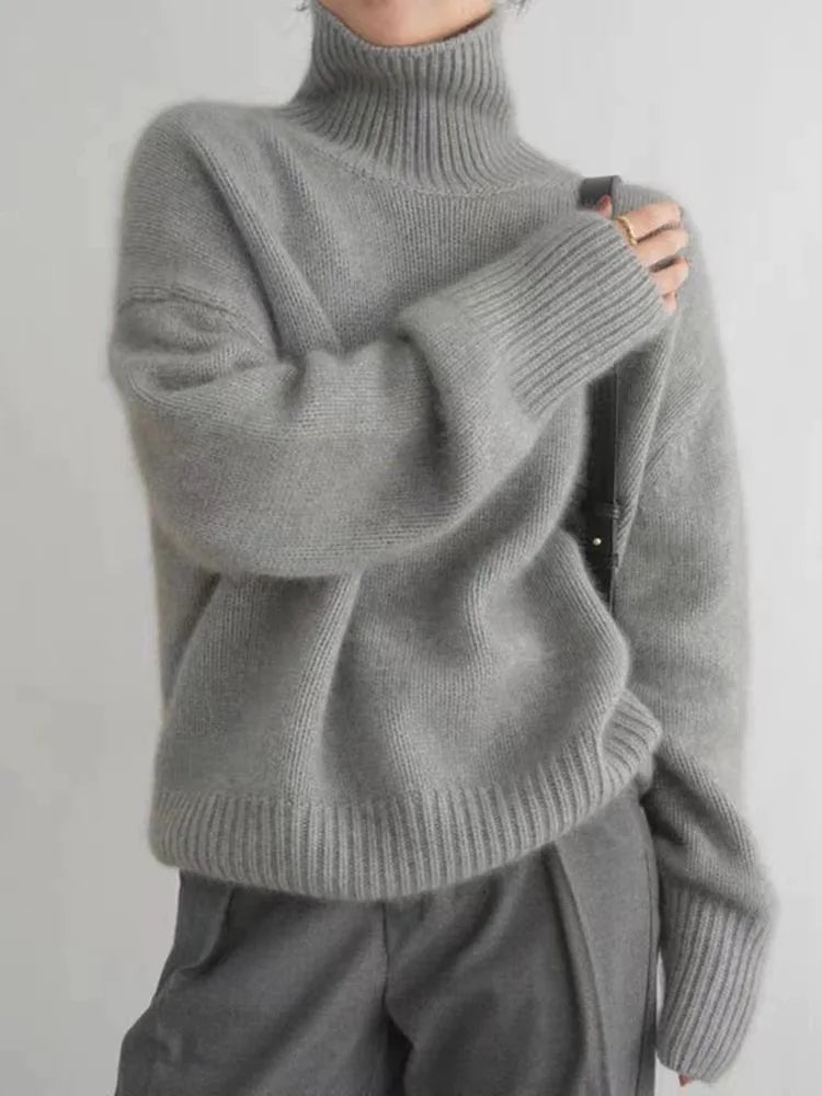 Soft Knit Turtleneck Sweater - Natural Texture