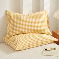Checked Plaid Pillowcases for a Cozy Bedroom