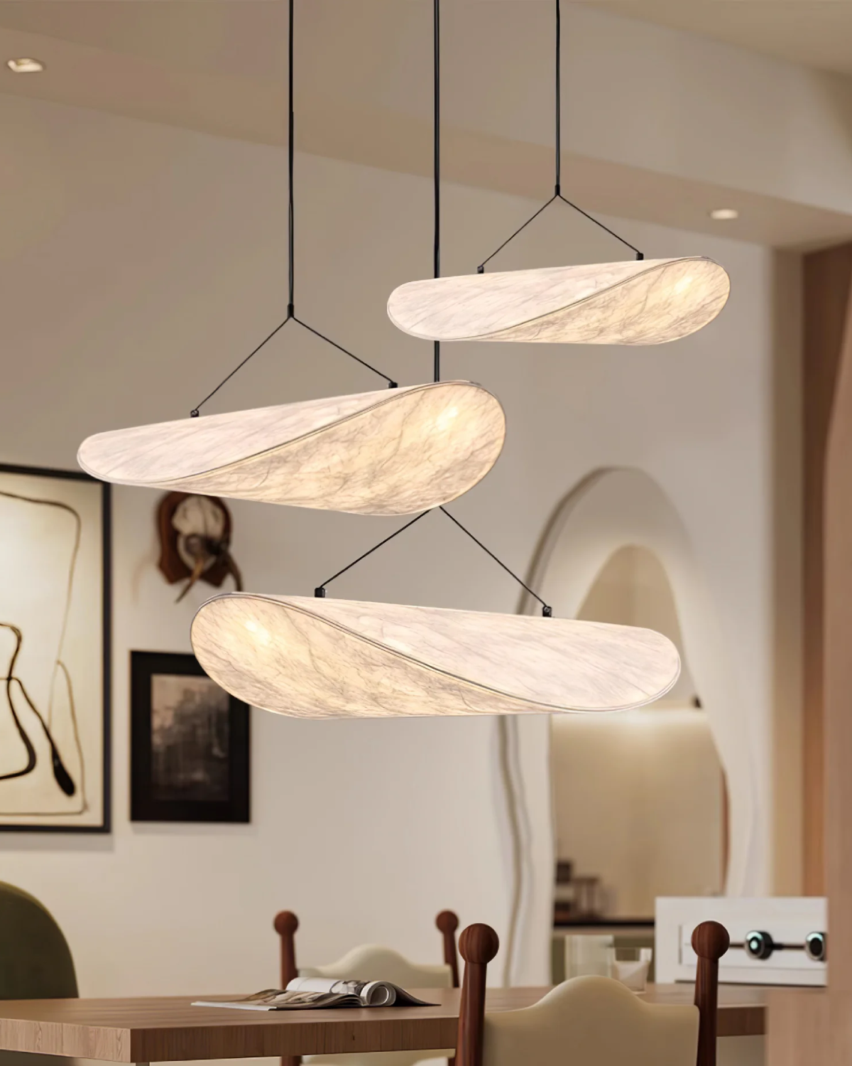 Subtle Japandi Lamp with a Light Eclipse Effect