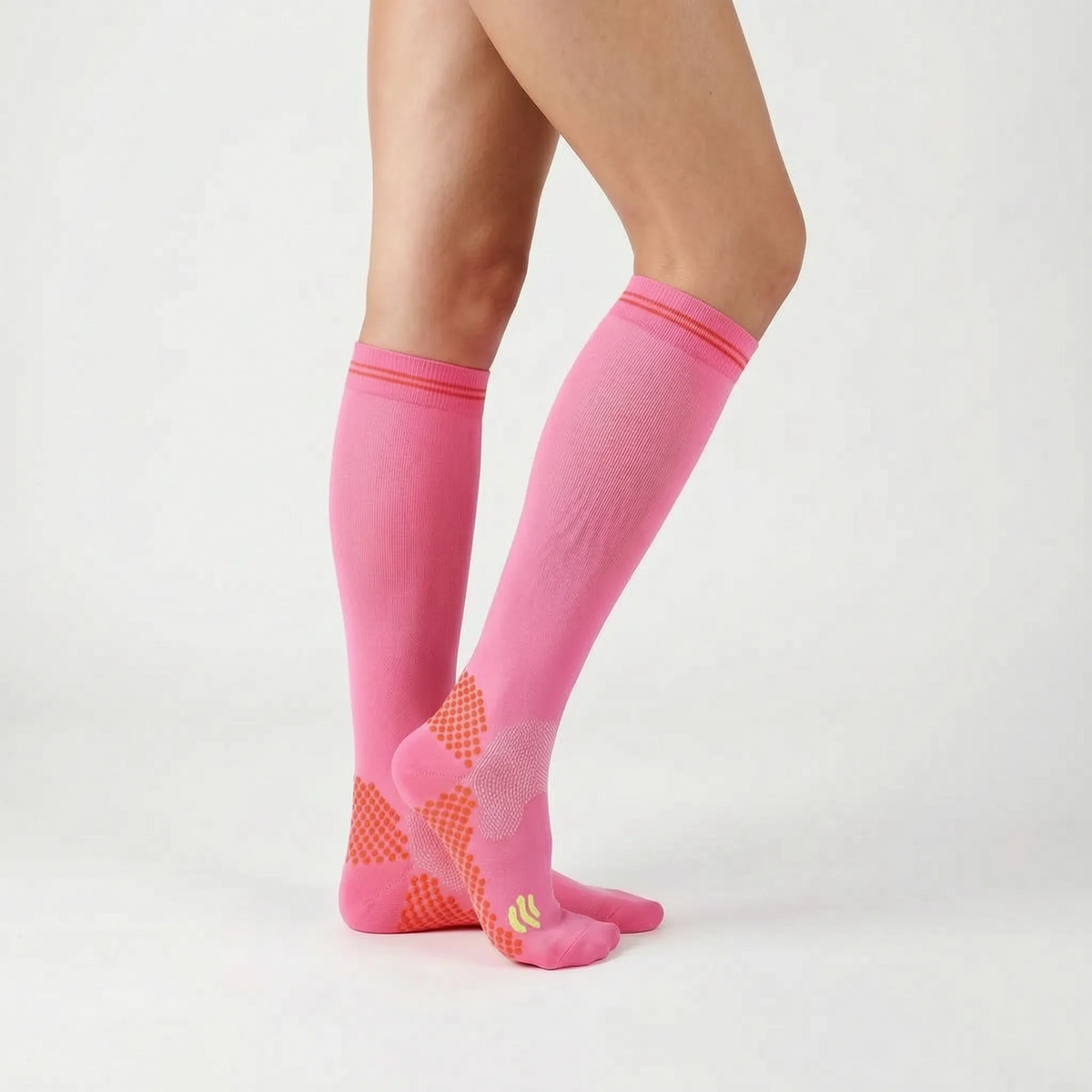 Unisex Knee-High Performance Compression Sports Socks