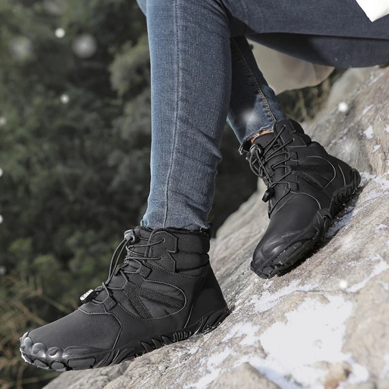 Bottes de randonnée imperméables et isolées — excellente rétention de la chaleur, extérieur qui bloque l’humidité