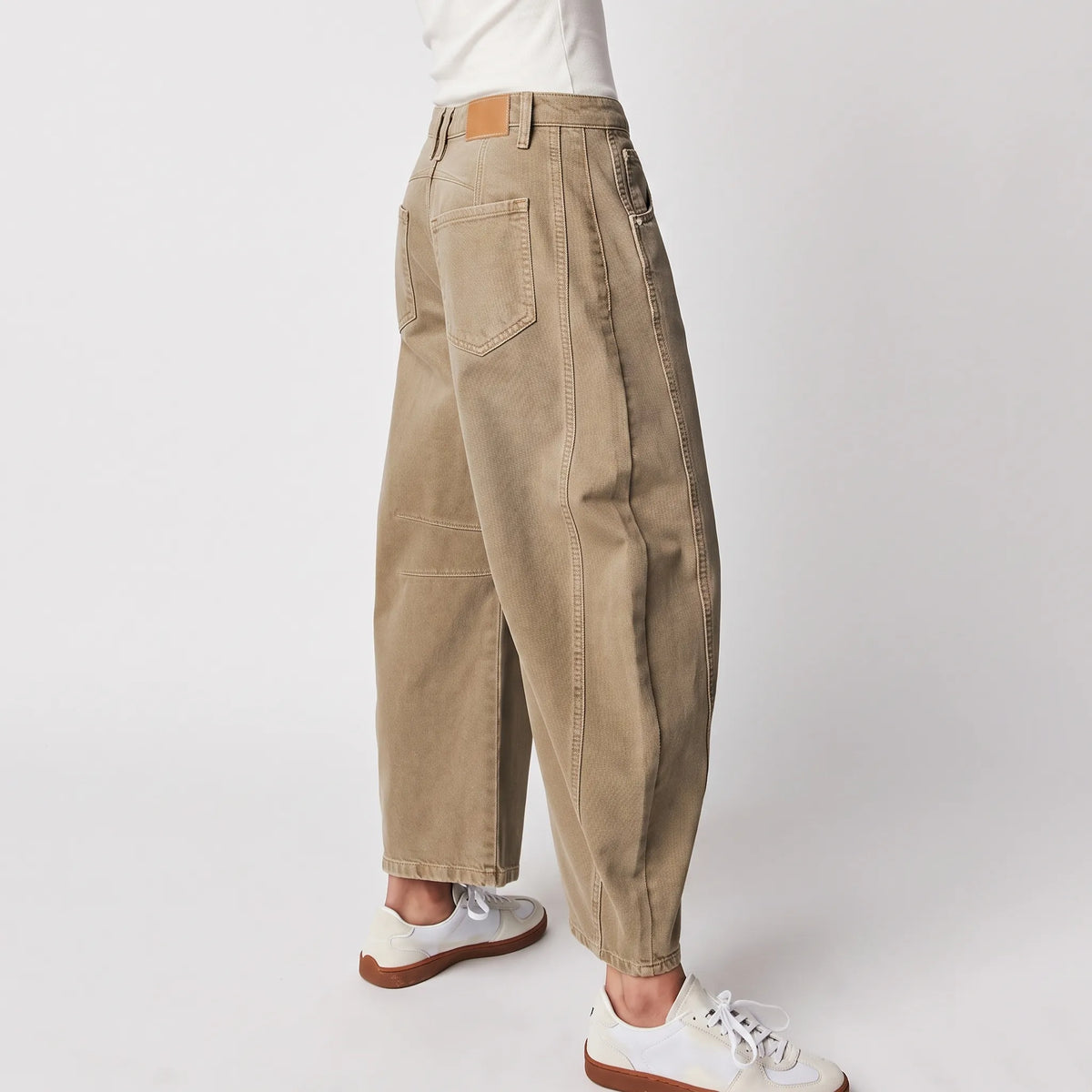 Women's Casual Barrel Jeans - Lorene