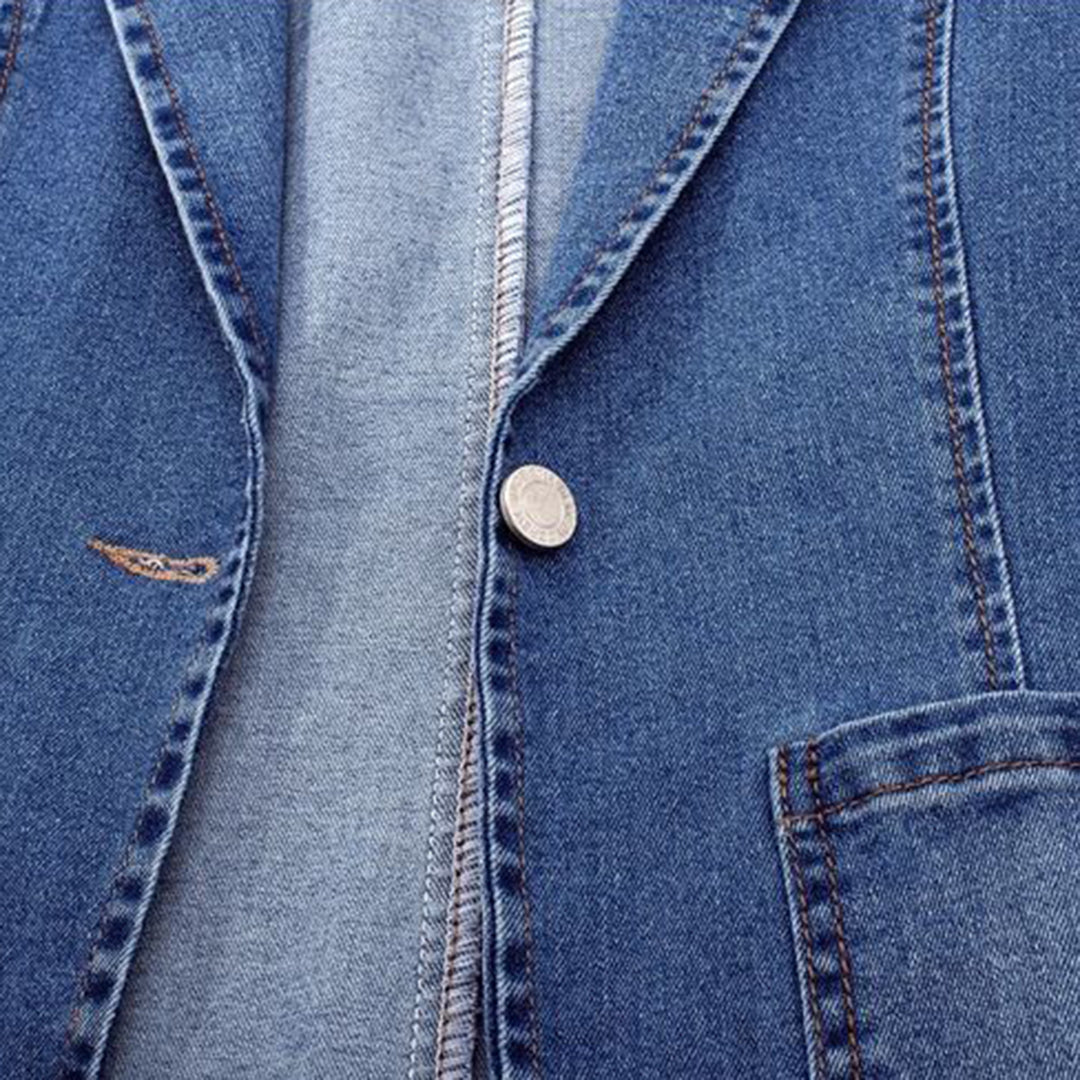 Women's Denim Blazer with an Elegant Cut