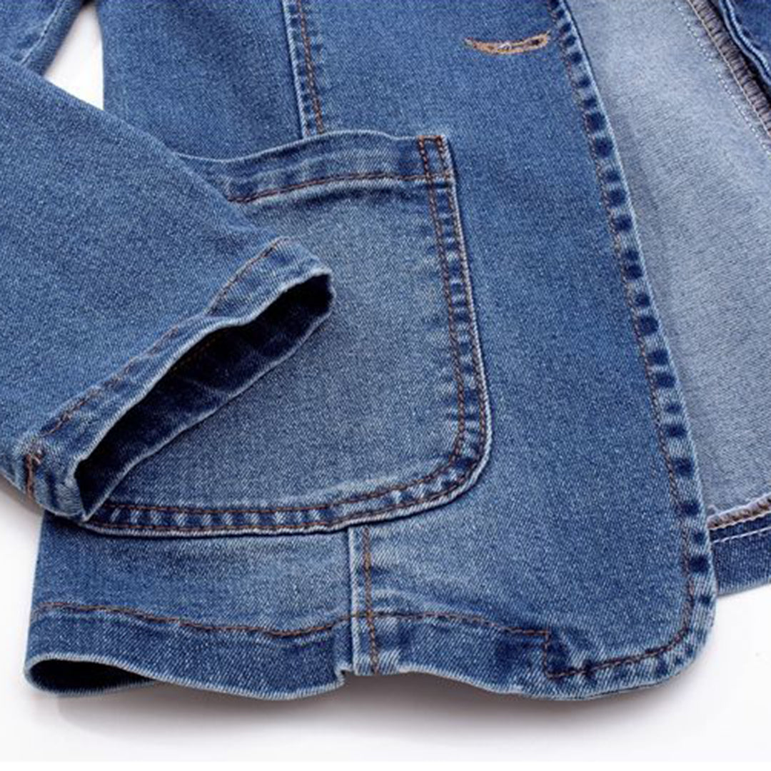 Women's Denim Blazer with an Elegant Cut