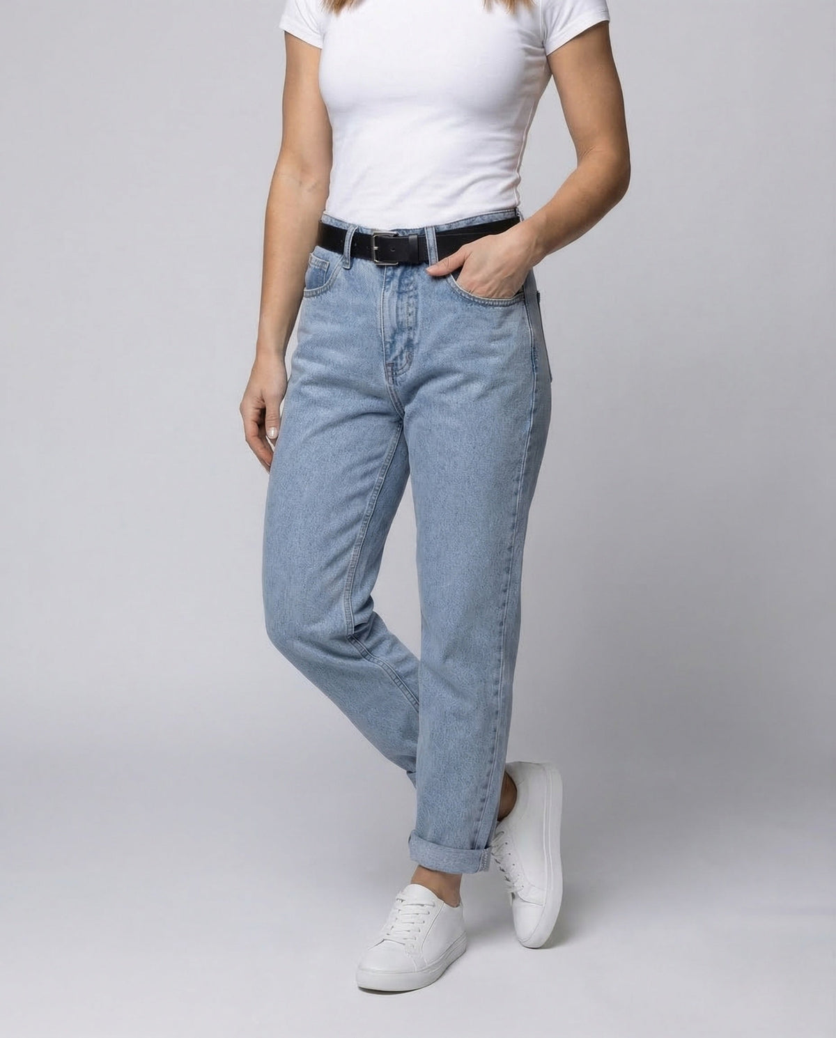 Women's High-Waist Mom Jeans