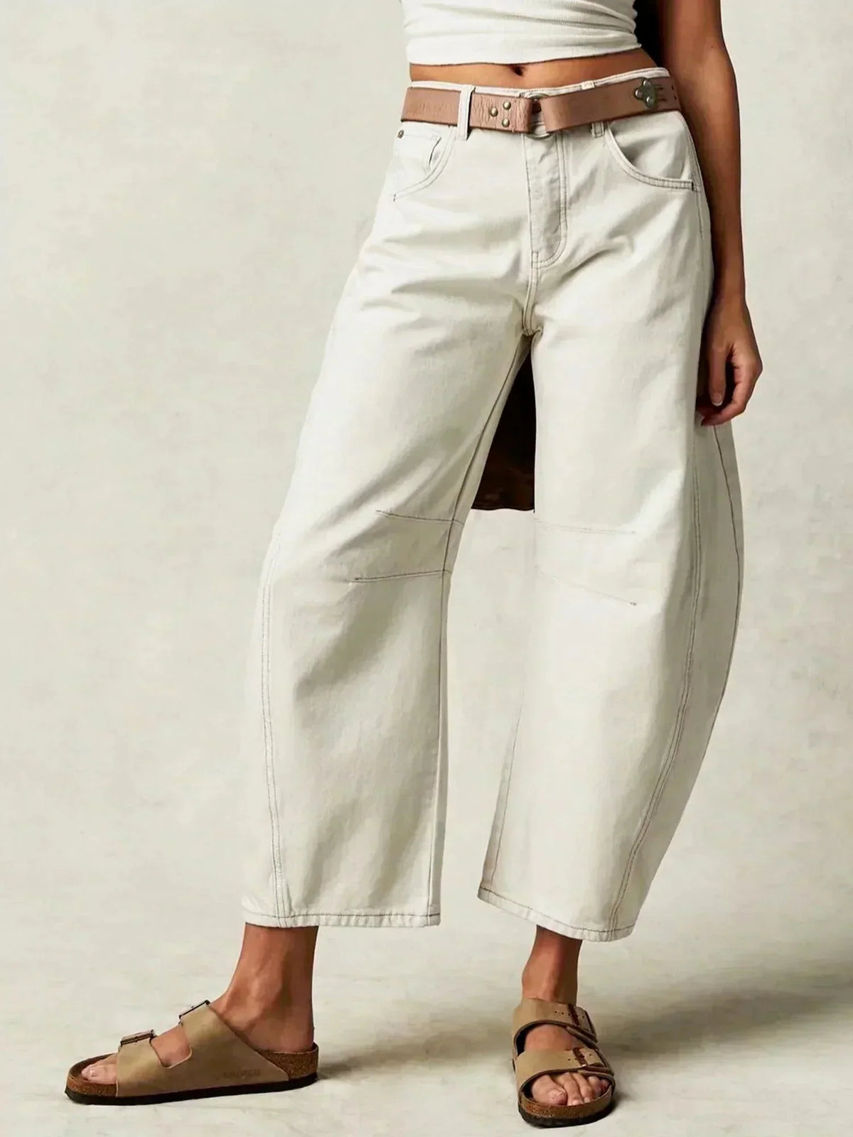 Jean tonneau boutonné taille haute pour femme