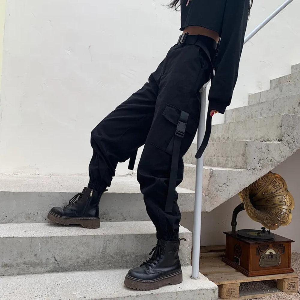Women's High-Waisted Cargo Pants - Comfortable Everyday Streetwear