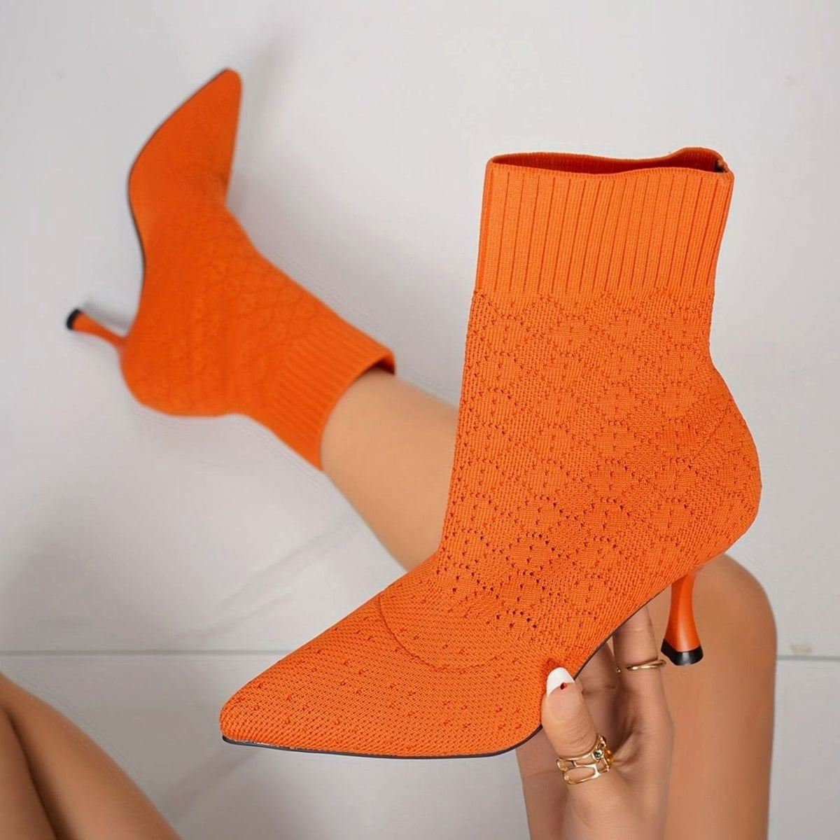 Bottines chaussettes pour femmes en maille, à bout pointu et talon aiguille
