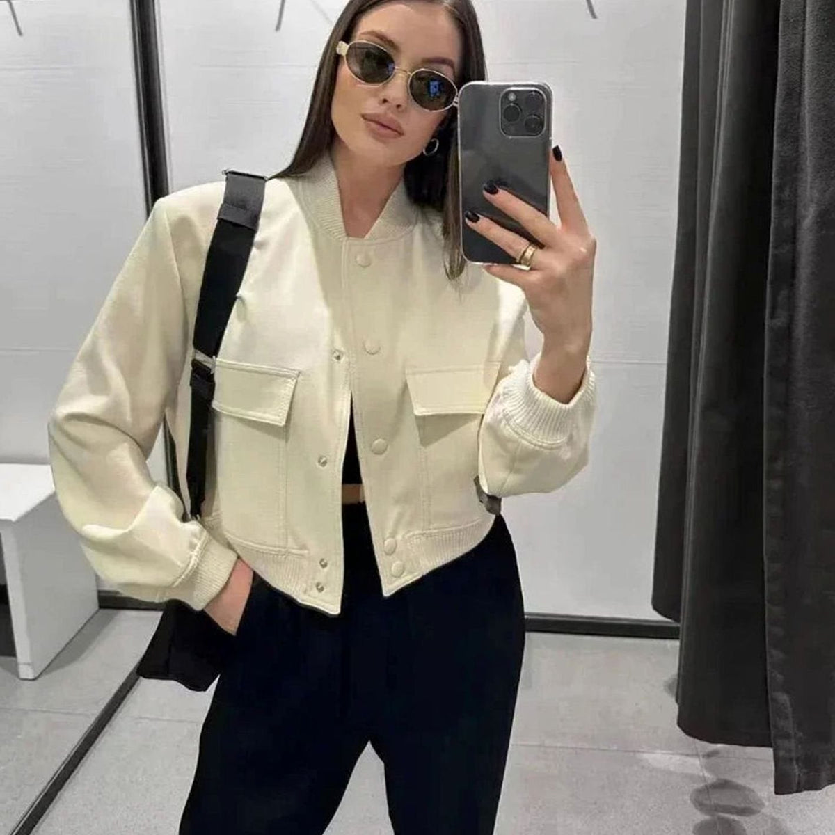 Blouson bomber léger pour femme en similicuir, avec fermeture à boutons-pression sur le devant et poches