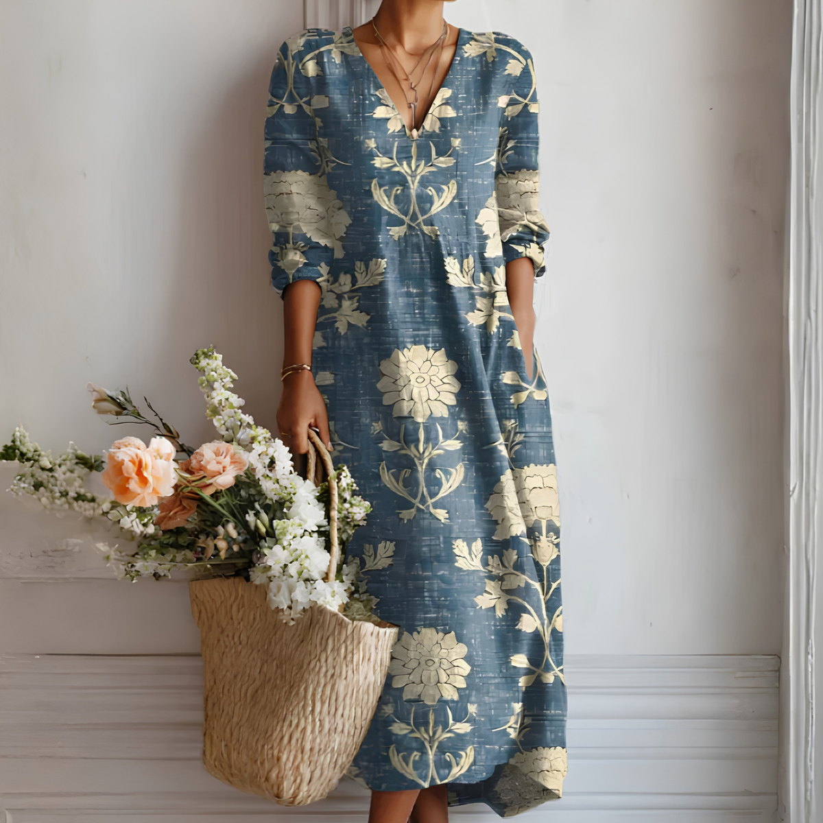 Women's Long-Sleeved Dress