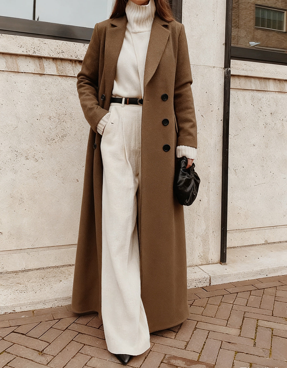 Women's Long Wool Coat – Double-Breasted with Deep Pockets