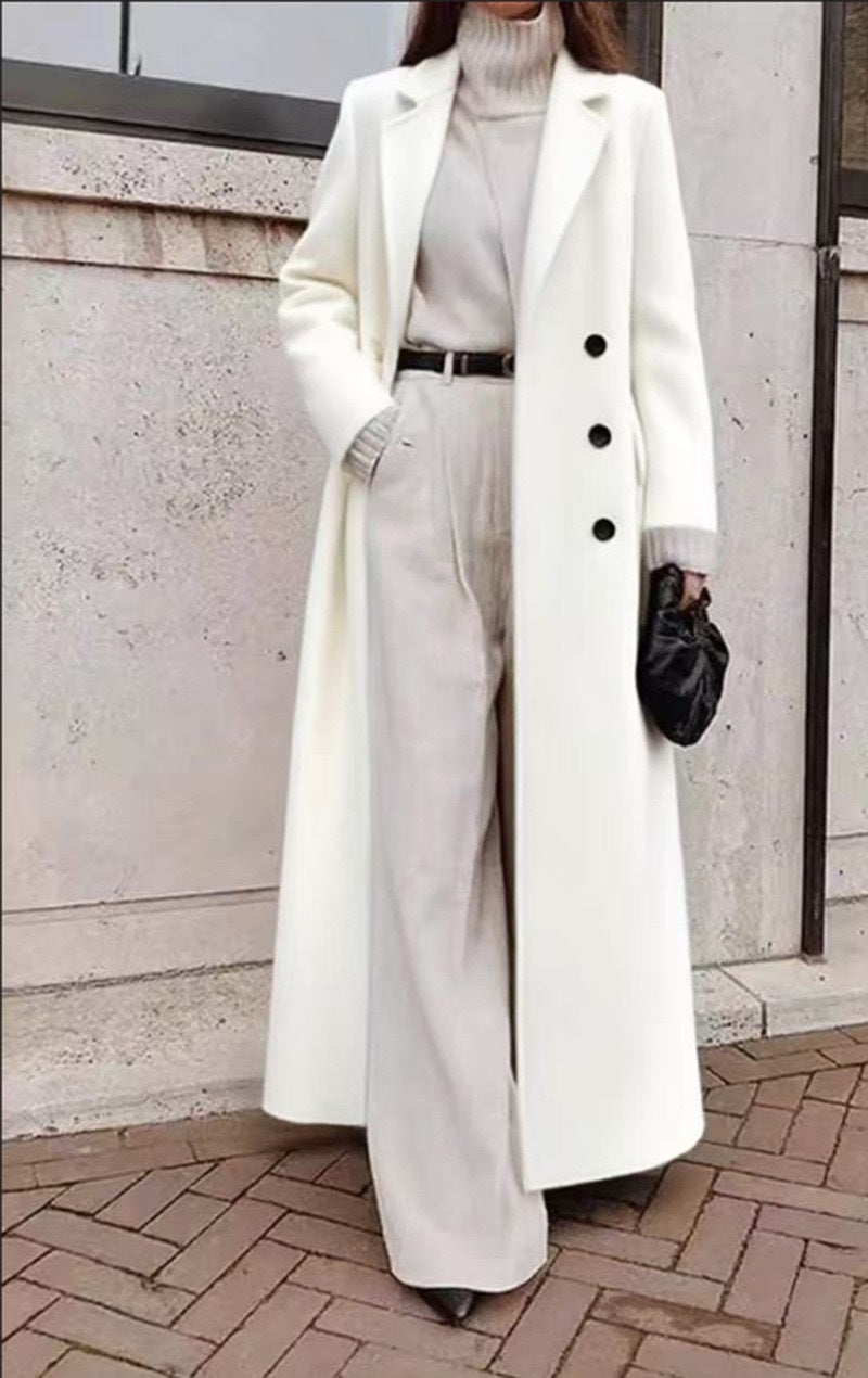 Women's Long Wool Coat – Double-Breasted with Deep Pockets