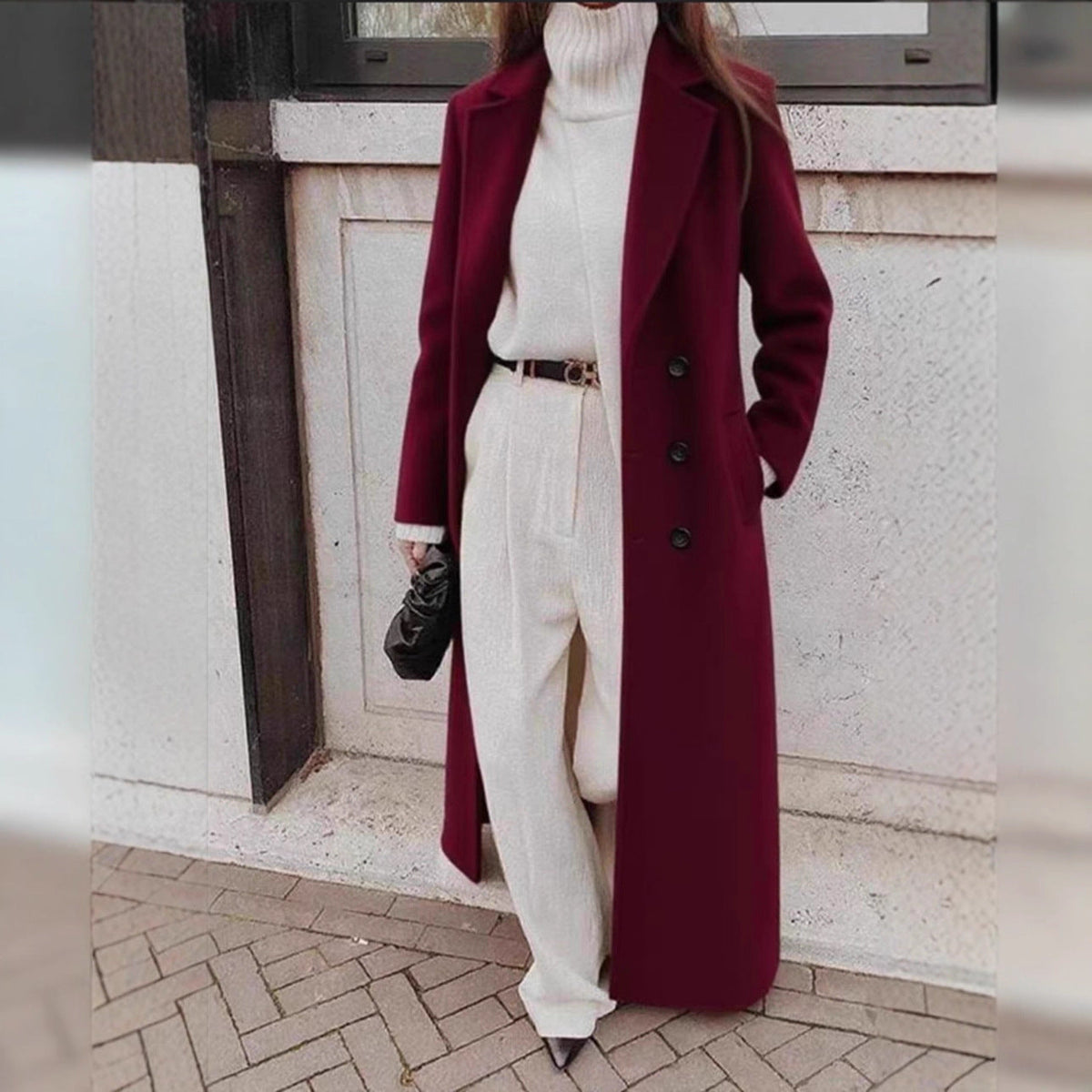 Women's Long Wool Coat – Double-Breasted with Deep Pockets