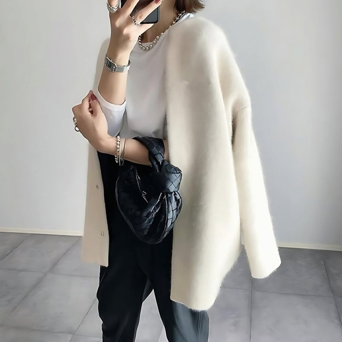 Women's Longline Crew Neck Snap-Button Relaxed Cardigan