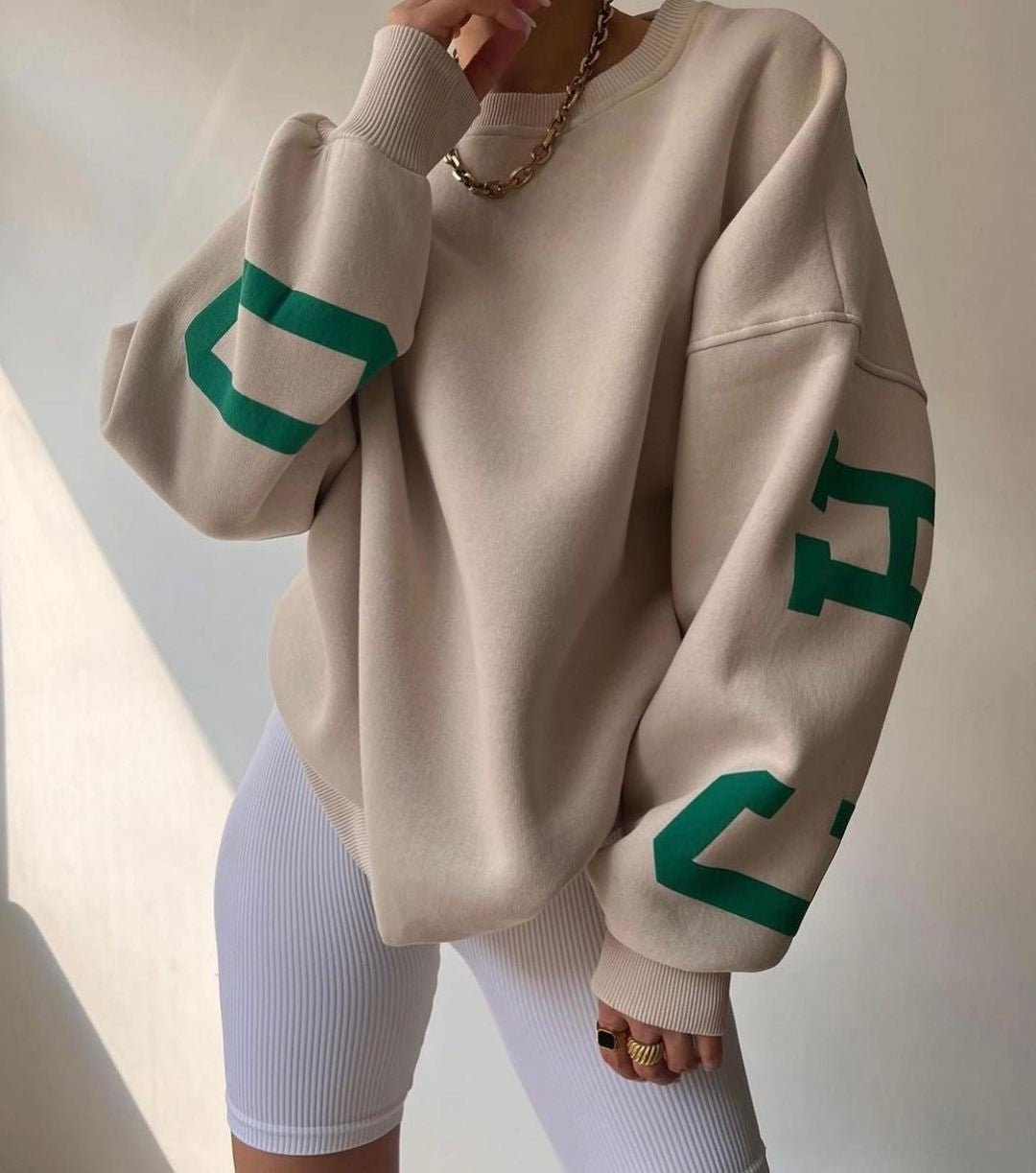 Women's Oversized Fleece-Lined Varsity Sleeve Crewneck Sweatshirt